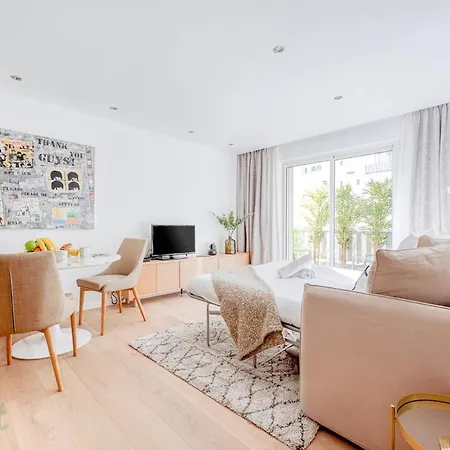 Beautiful Apartment Close To Beaches And Palaces